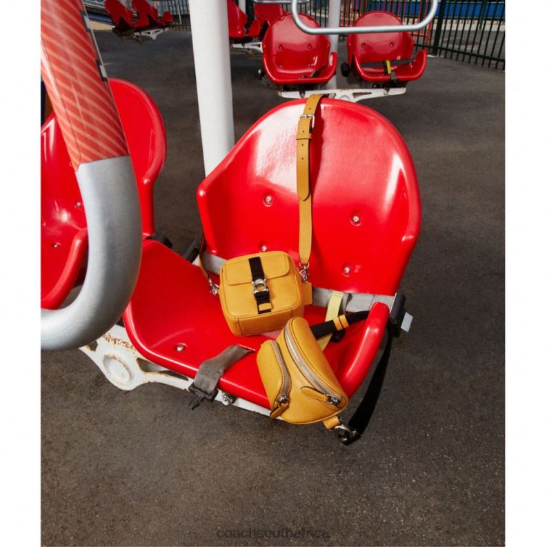 Coach Men BECK CROSSBODY Buttercup 4ZRDJ675