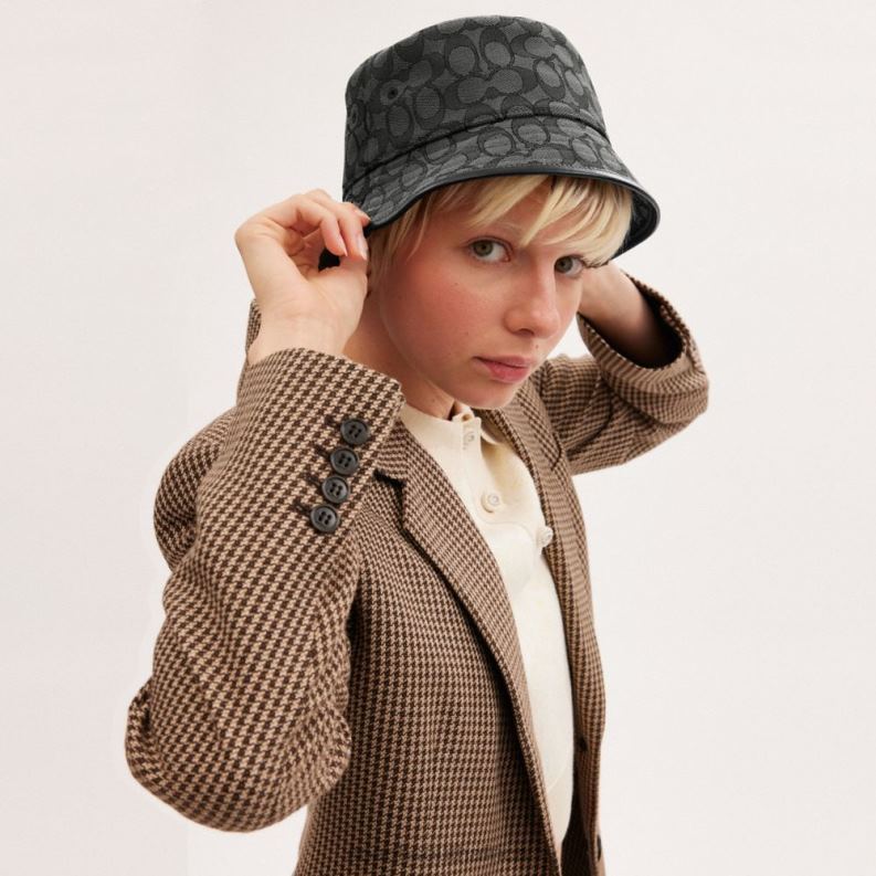 Coach Women SIGNATURE JACQUARD BUCKET HAT CHARCOAL 4ZRDJ605