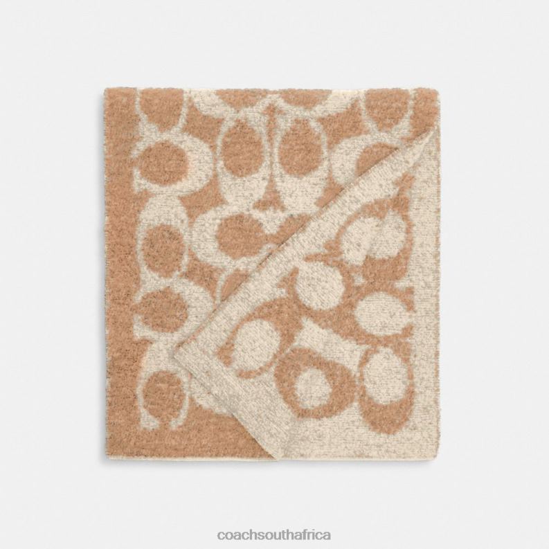 Coach Women SIGNATURE MUFFLER Chalk 4ZRDJ578