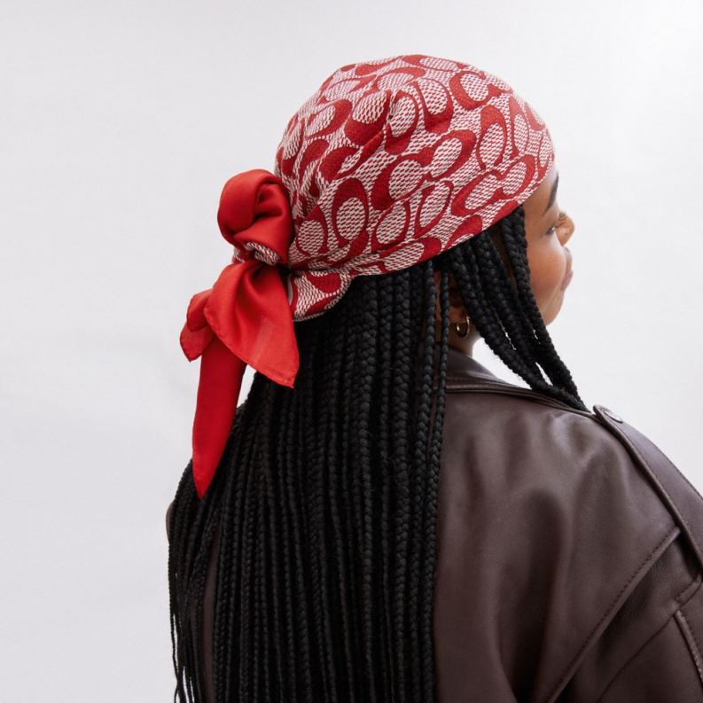 Coach Women VINTAGE SIGNATURE PRINT SILK SQUARE SCARF Sport Red 4ZRDJ545