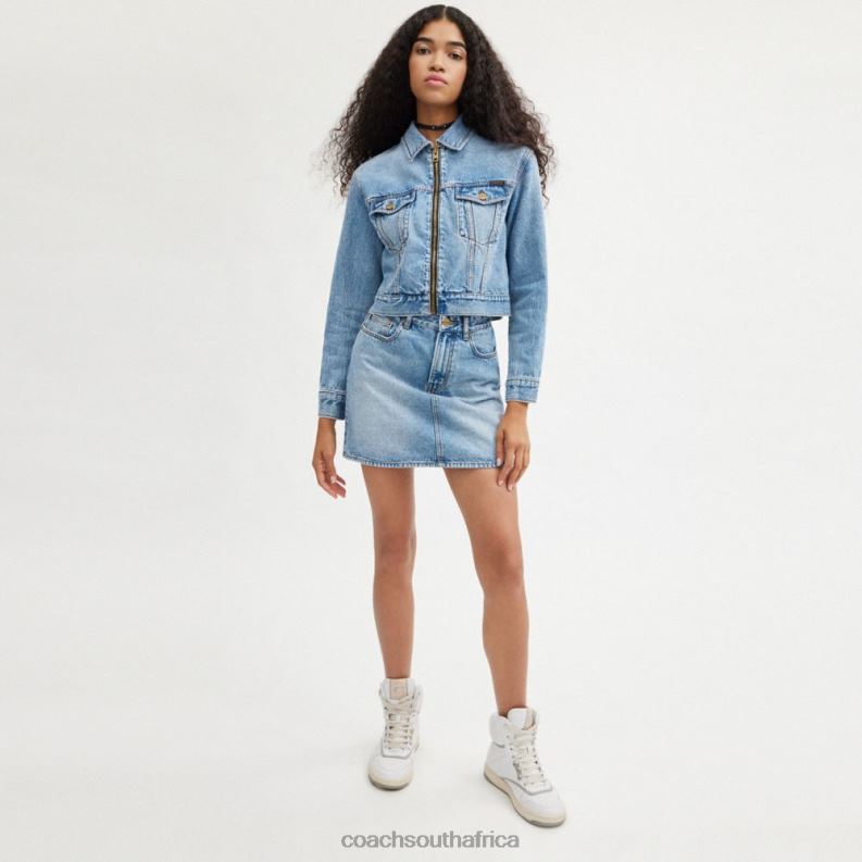 Coach Women DENIM CROPPED JACKET LIGHT BLUE 4ZRDJ445
