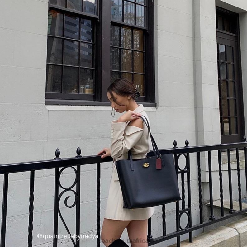 Coach Women WILLOW TOTE B4/BLACK 4ZRDJ303