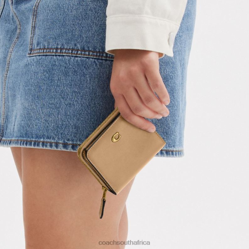 Coach Women BILLFOLD WALLET B4/TAN 4ZRDJ347