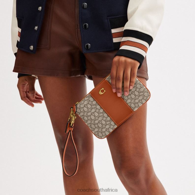 Coach Women SMALL WRISTLET IN MICRO SIGNATURE JACQUARD B4/Cocoa Burnished Amb 4ZRDJ362